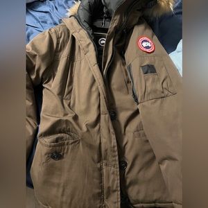 Canada Goose youth’s XL or women’s S or M , brown warm winter coat like new